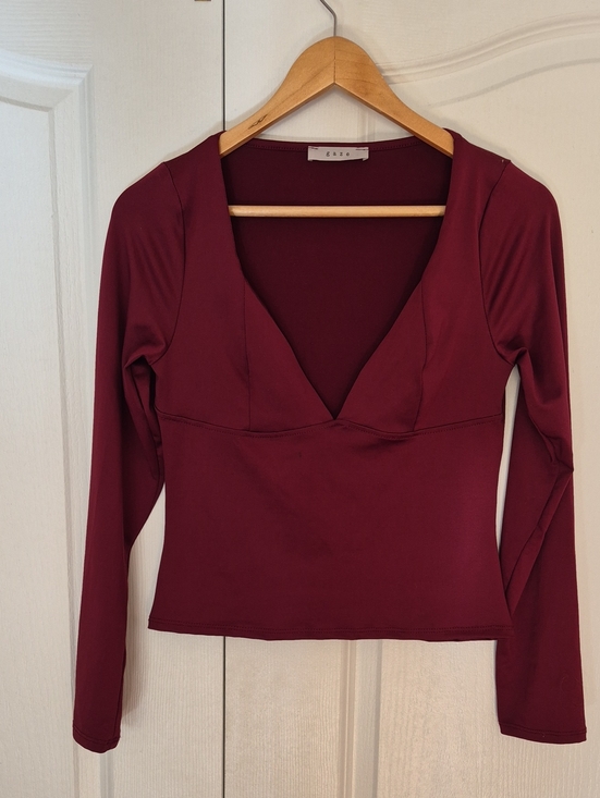 gaze Tops - gaze Long Sleeve V-Neck Top in Burgundy
